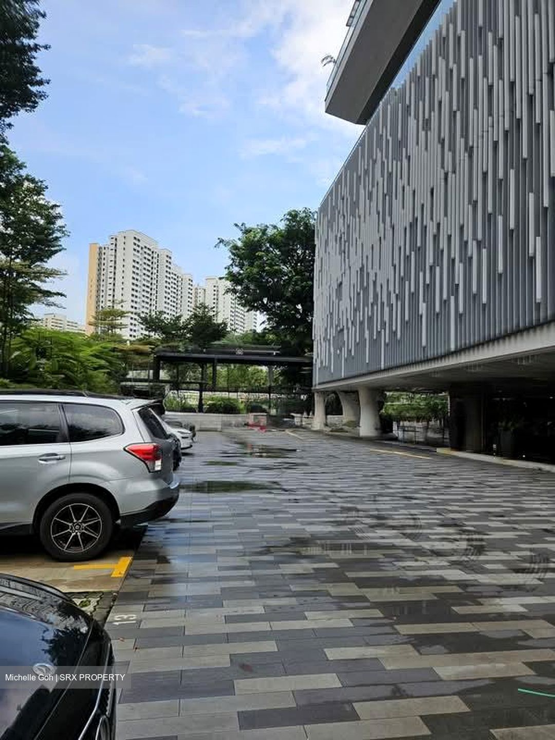 Centro Residences (D20), Condominium #560827541